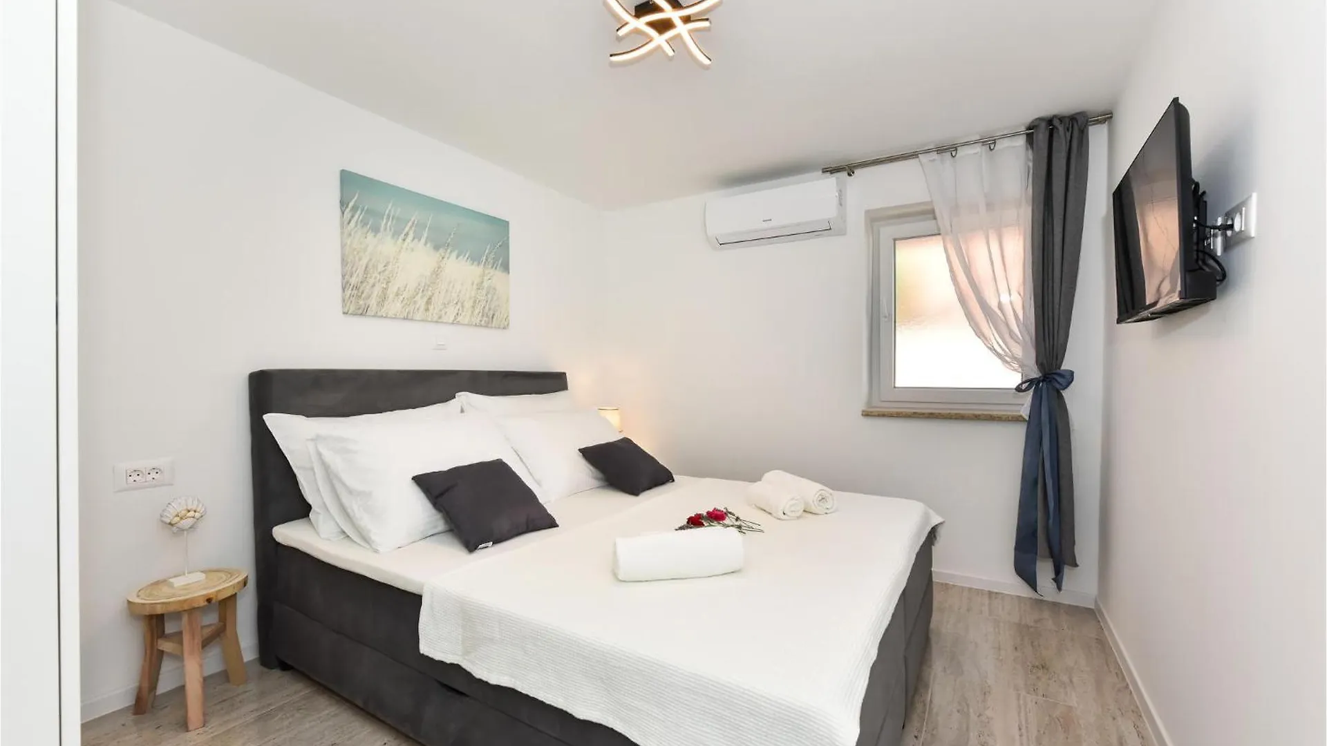 Amazing Home In Privlaka Privlaka  Croatia
