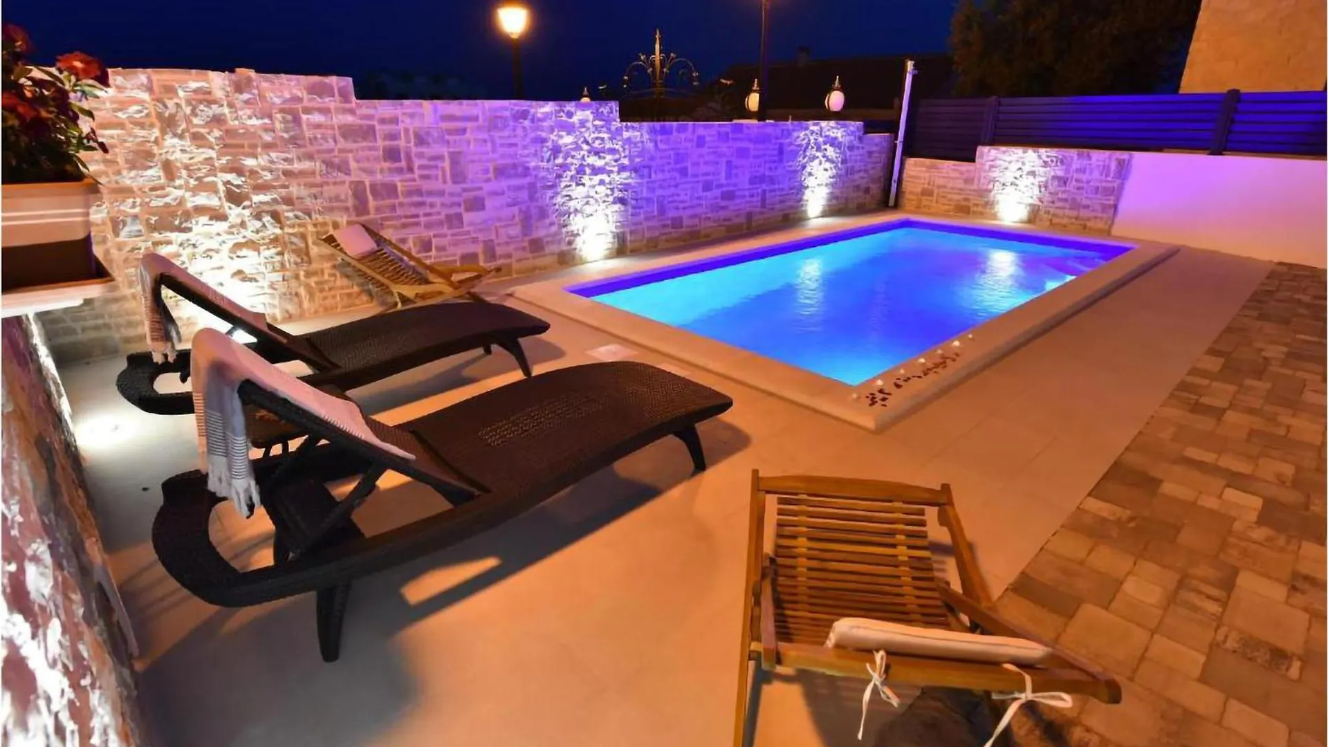 Amazing Home In Privlaka Privlaka  Croatia